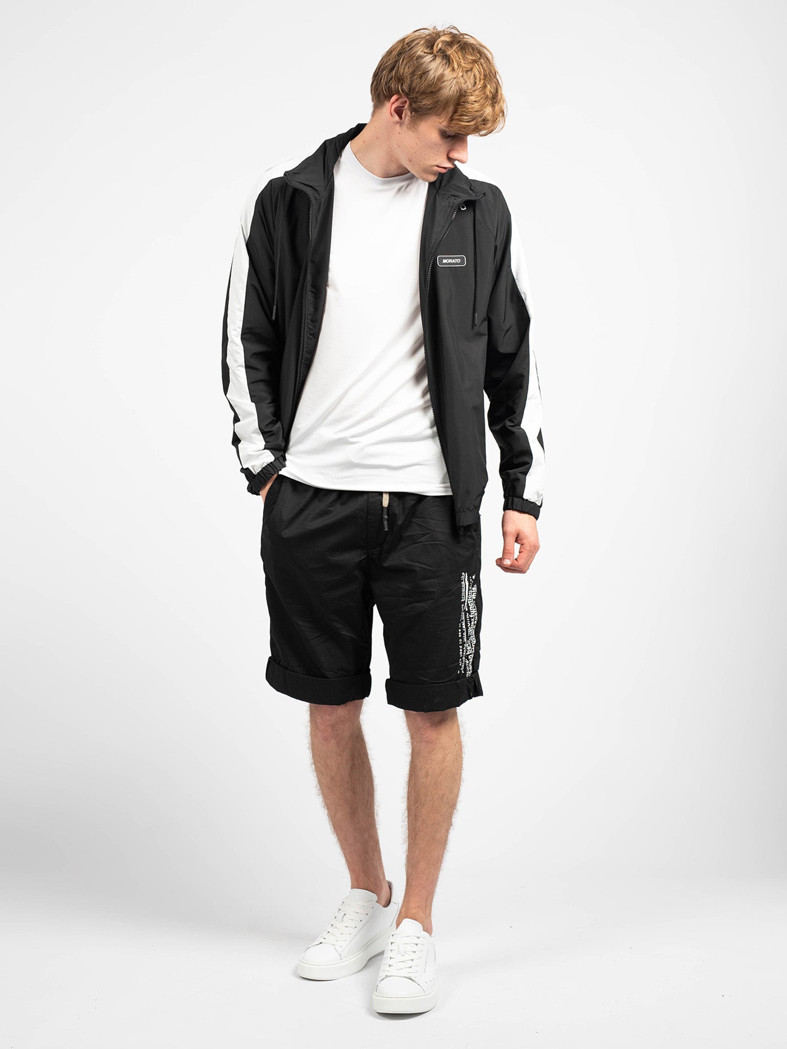 SLIM FIT QUILTED JACKET IN TECHNICAL FABRIC WITH HOOD | Antony Morato